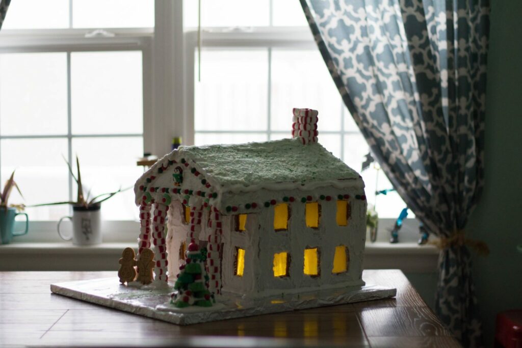 gingerbread homes-24