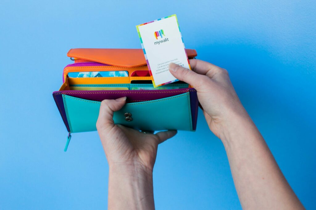 Bright & Fun clutch from Mywalit for Spring ! This spring style outfit is so fun & cute!