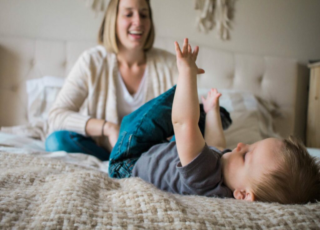 I love this fun Mommy and Me in home photography session! These memories will be great forever! 