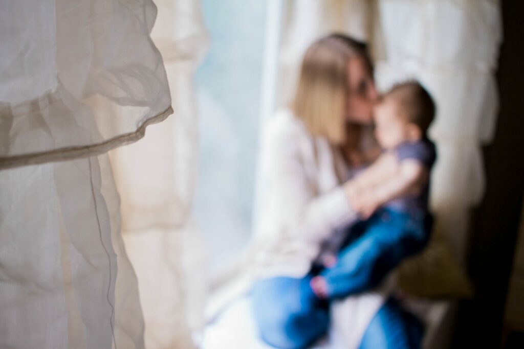 I love this fun Mommy and Me in home photography session! These memories will be great forever! 