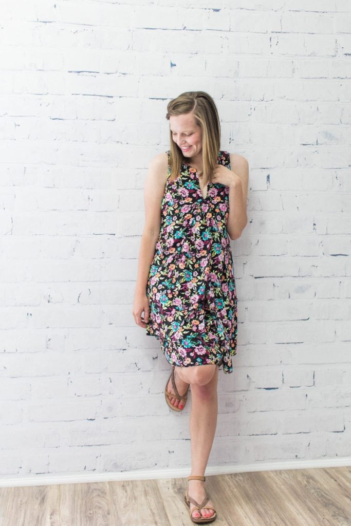 What to wear to a summer wedding! Also make sure to pack @crest