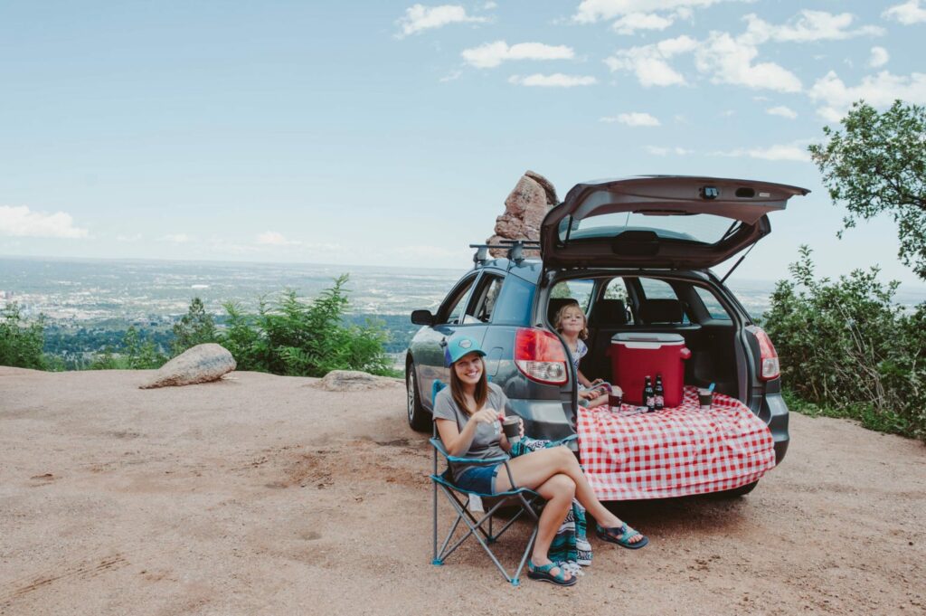 Elizabeth Mayberry of Oak + Oats making root beer floats with Coleman to celebrate summer