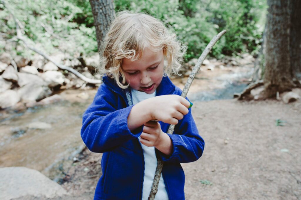 Nurture Wonder and get outside with Clif Kid and Lifestyle Blogger Elizabeth Mayberry of Oak + Oats 