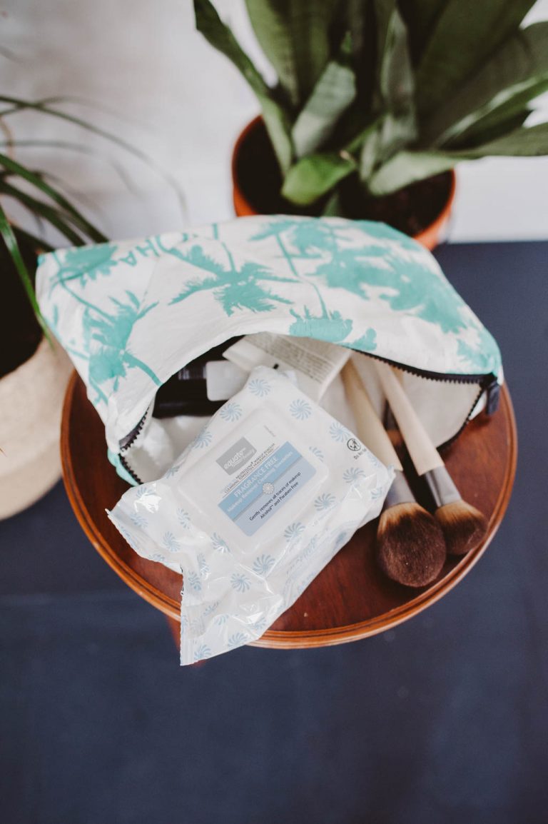5 Uses For Makeup Remover Towelettes Oak Oats 5-uses-for-makeup-remover-towelettes-oak-oats
