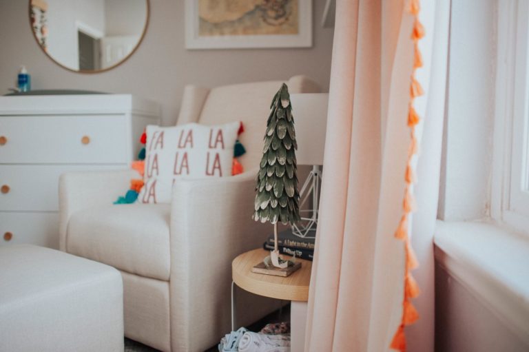 Decorating & Decluttering for the Holidays